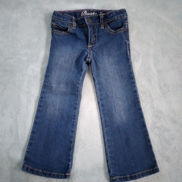 Set of 2 pairs of jeans for a Toddler Size 3T - Picture 2 of 8